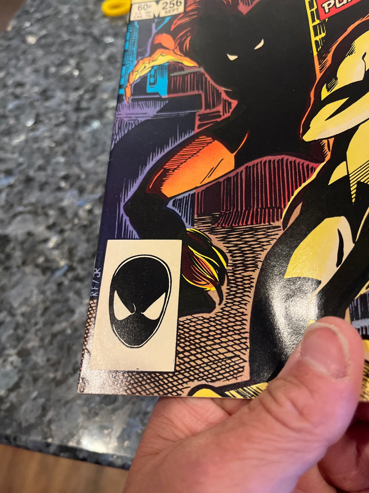 AMAZING SPIDER-MAN #256 KEY FIRST PUMA NICE SHAPE