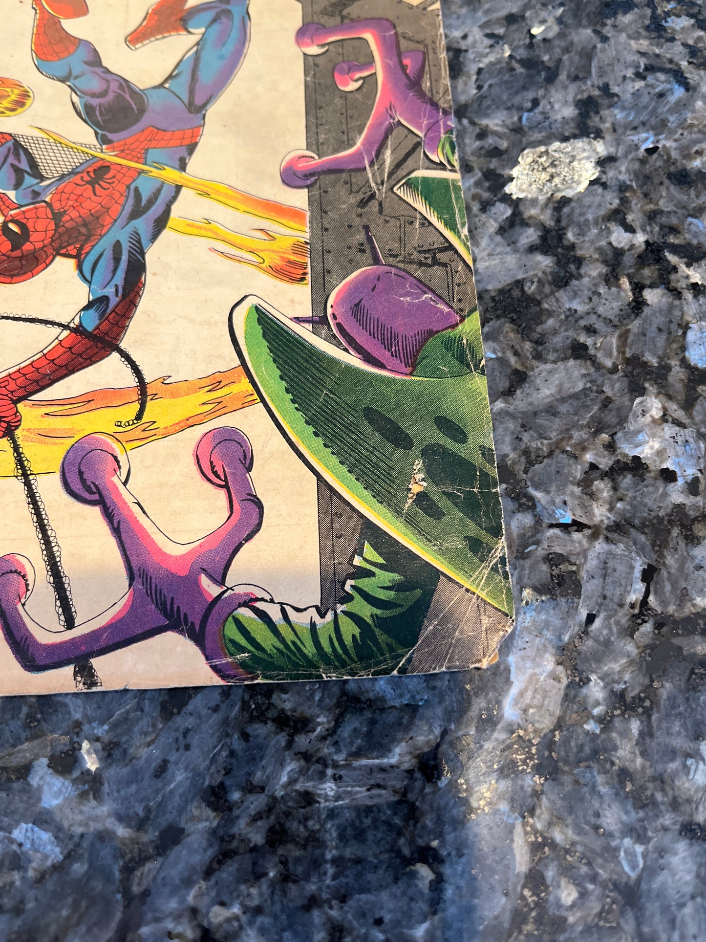 AMAZING SPIDER-MAN #21 ORIGINAL SERIES 2ND BEETLE APP LOW GRADE