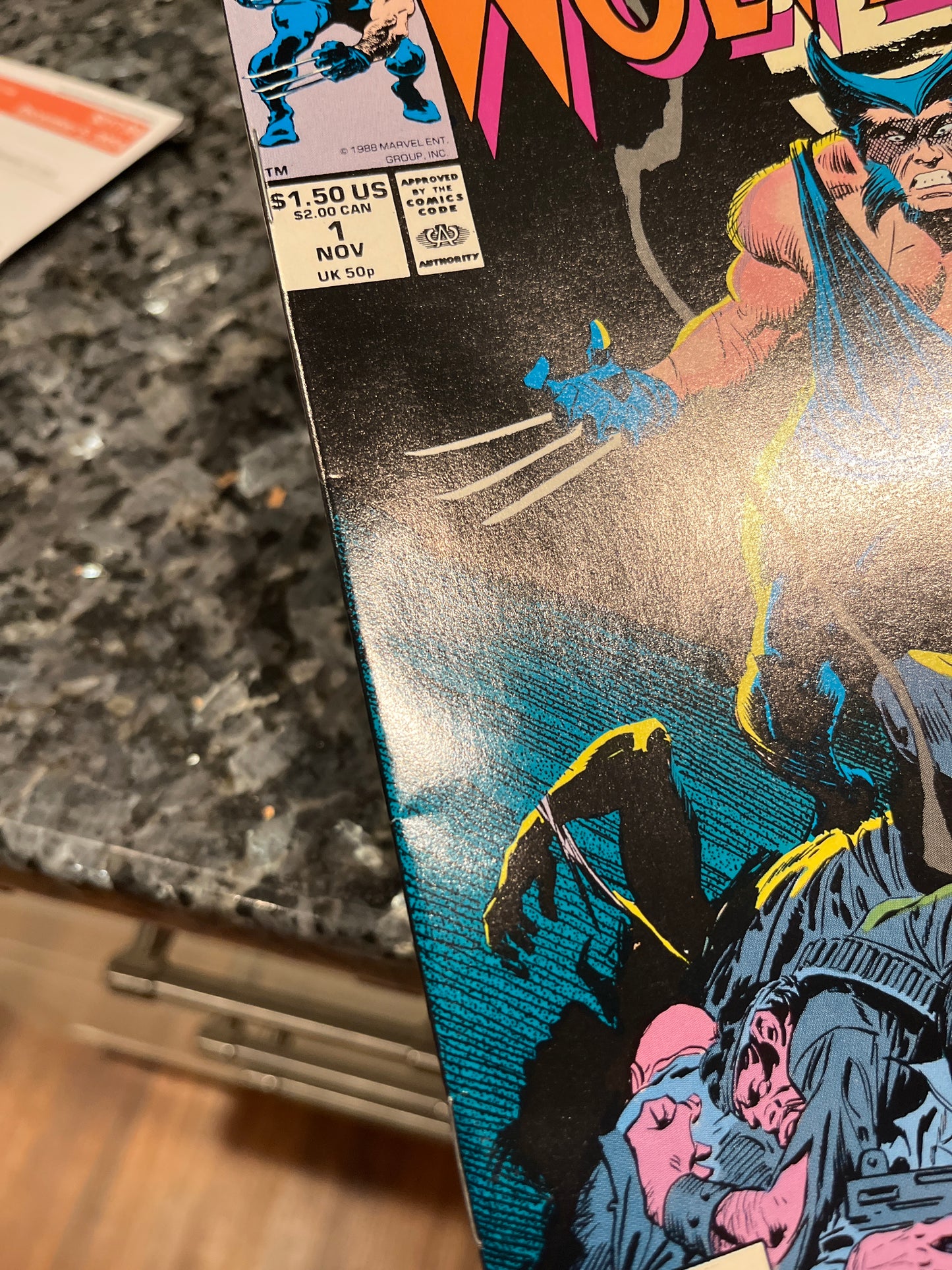 WOLVERINE #1 1ST PATCH APPEARANCE HIGH GRADE SEE THE PICS