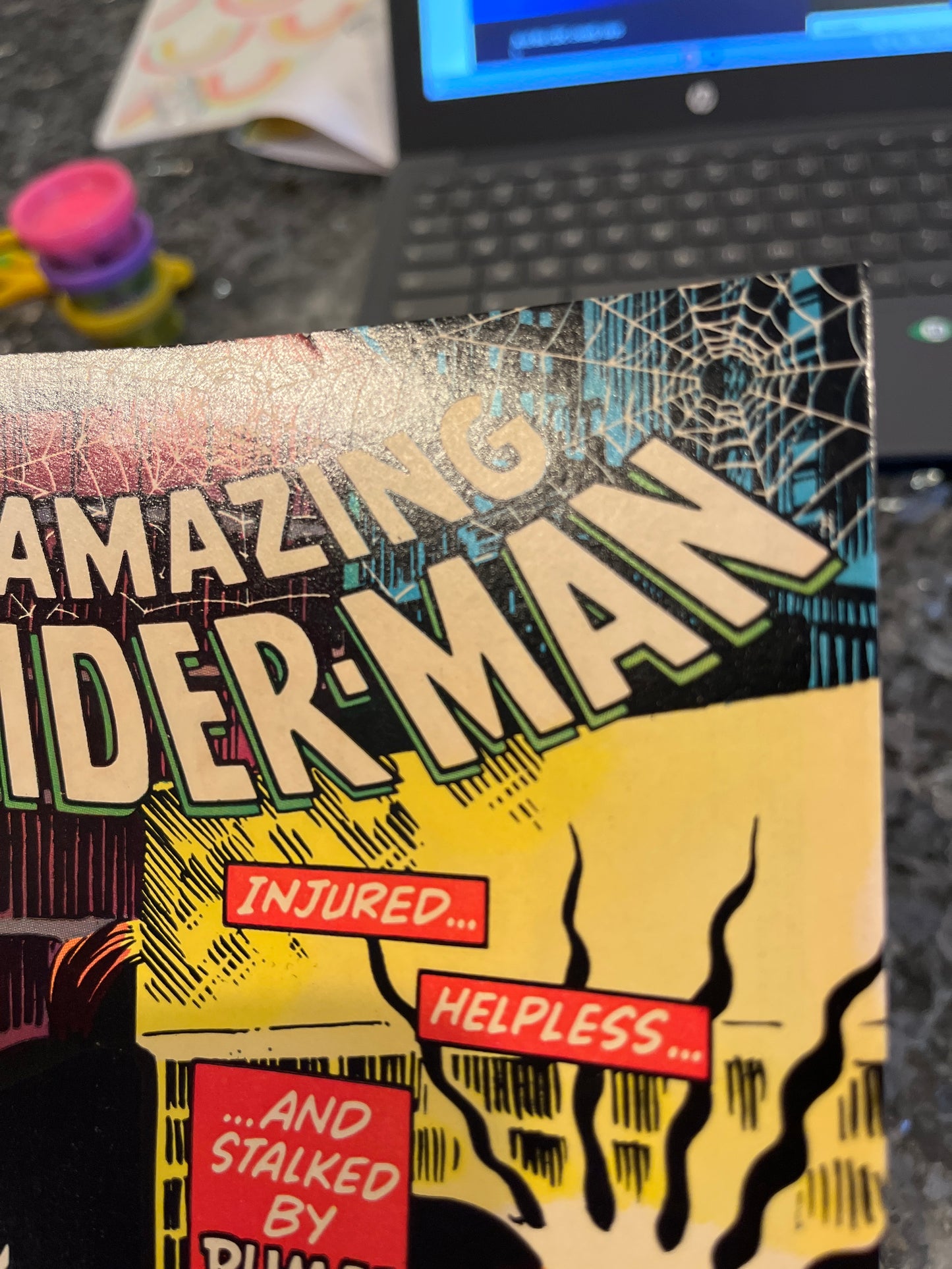 AMAZING SPIDER-MAN #256 KEY FIRST PUMA NICE SHAPE