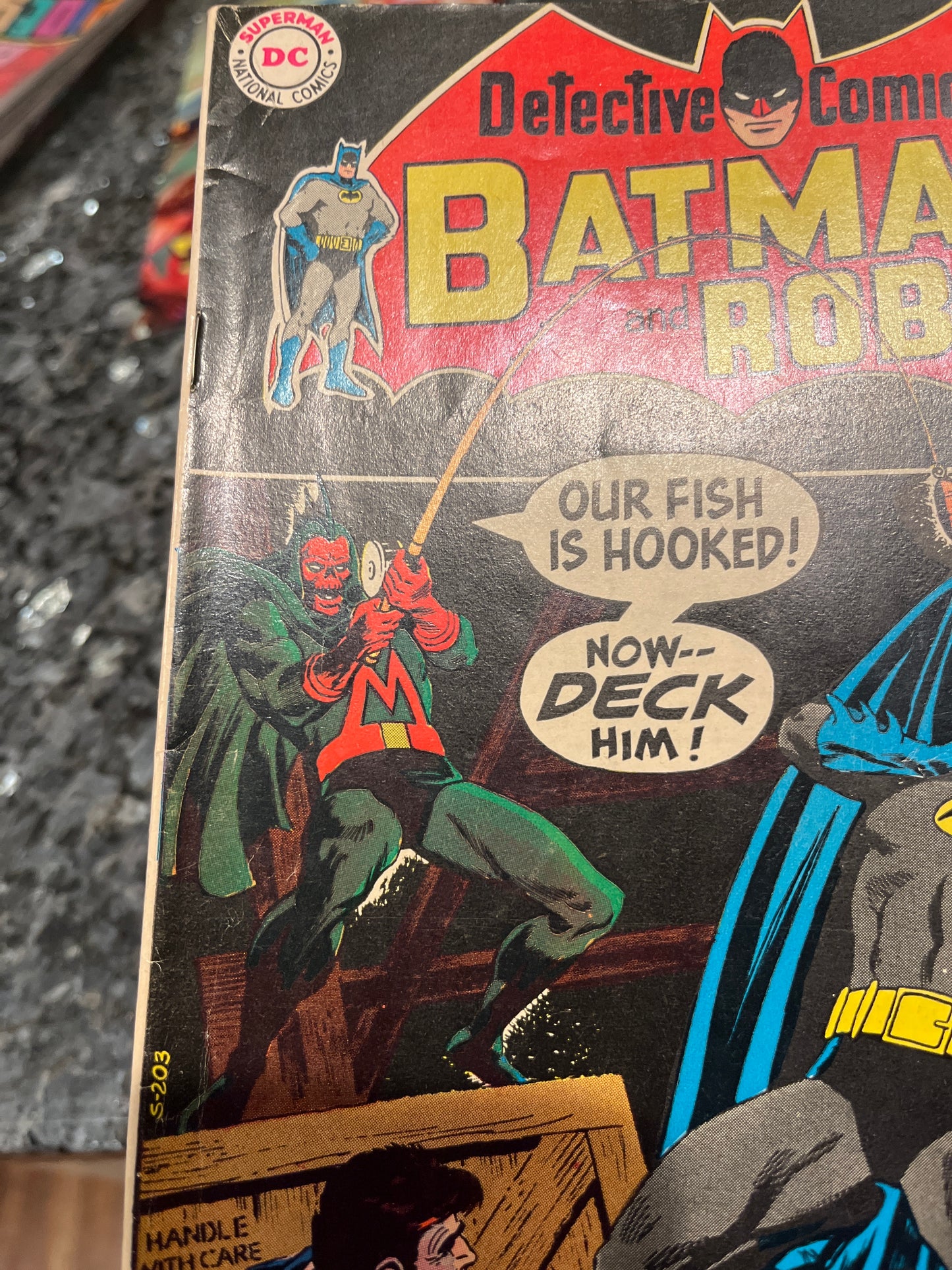 DETECTIVE COMICS #390 GREST COVER AWESOME BATMAN COMIC