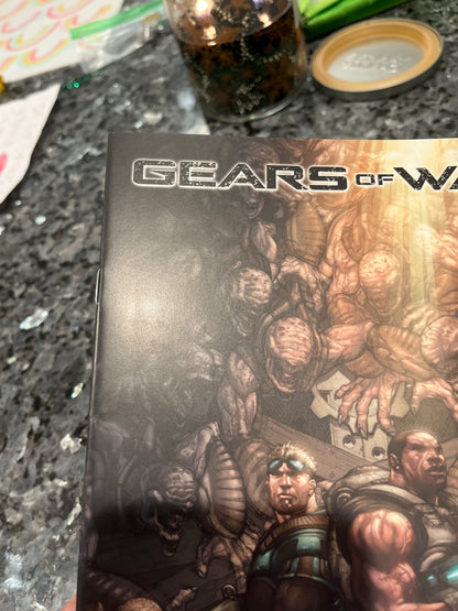 ORIGINAL GEARS OF WAR #4 1ST PRINT