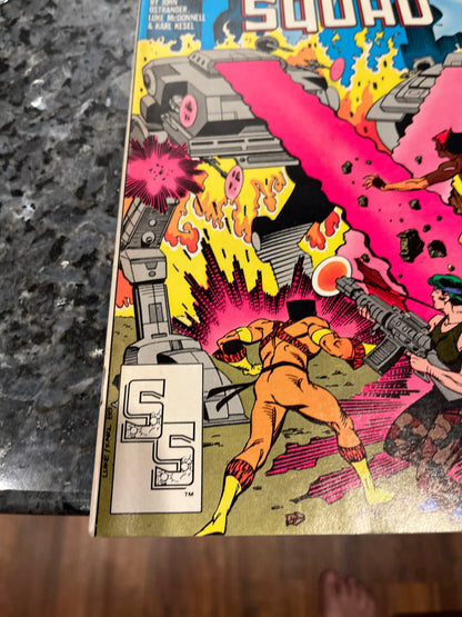 SUICIDE SQUAD #23 KEY 1ST APPEARANCE OF ORACLE HIGH GRADE