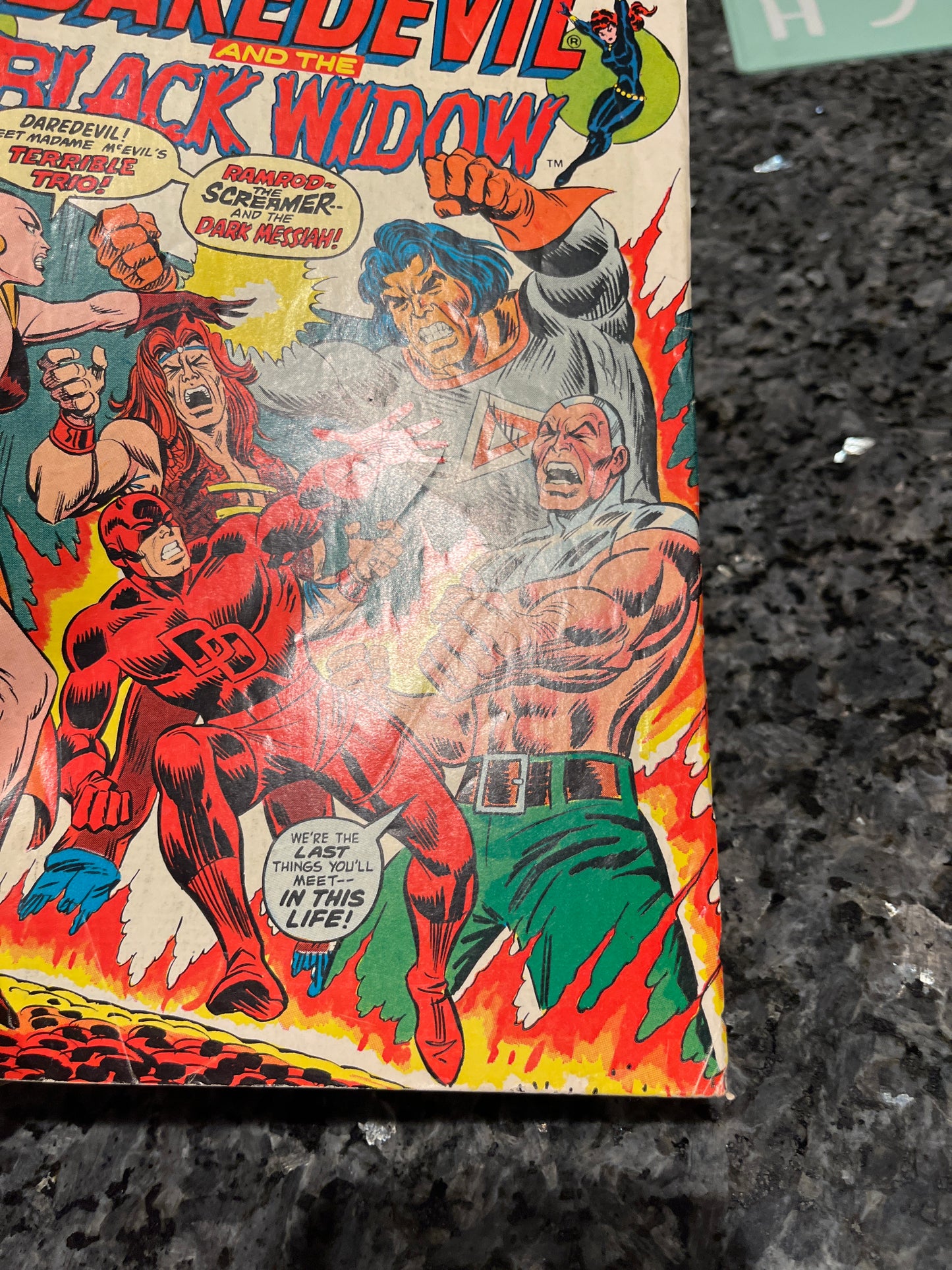 DAREDEVIL #105 1ST COVER APPEARANCE AND ORIGIN MOONDRAGON KEY!!