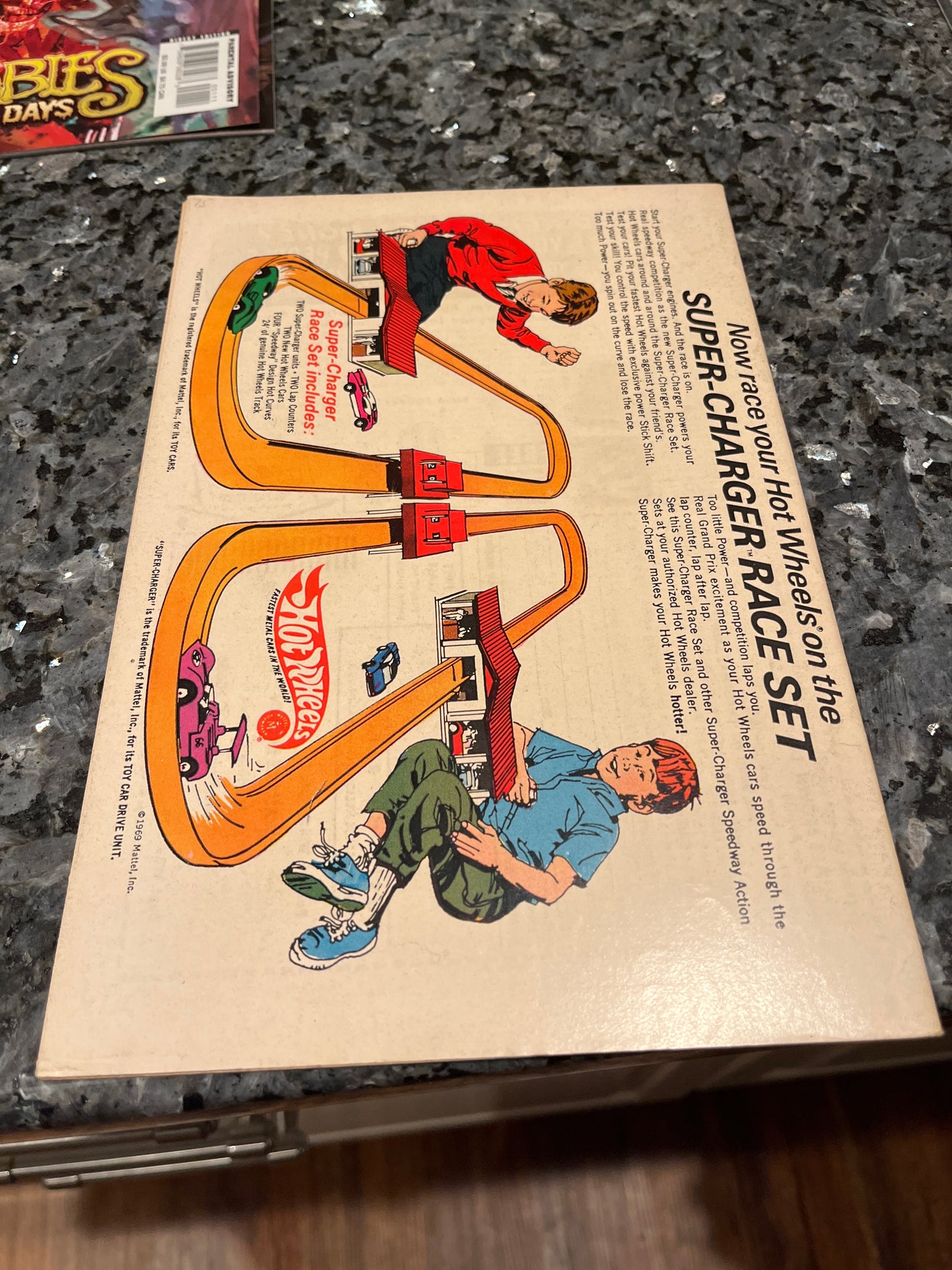 DETECTIVE COMICS #390 GREST COVER AWESOME BATMAN COMIC