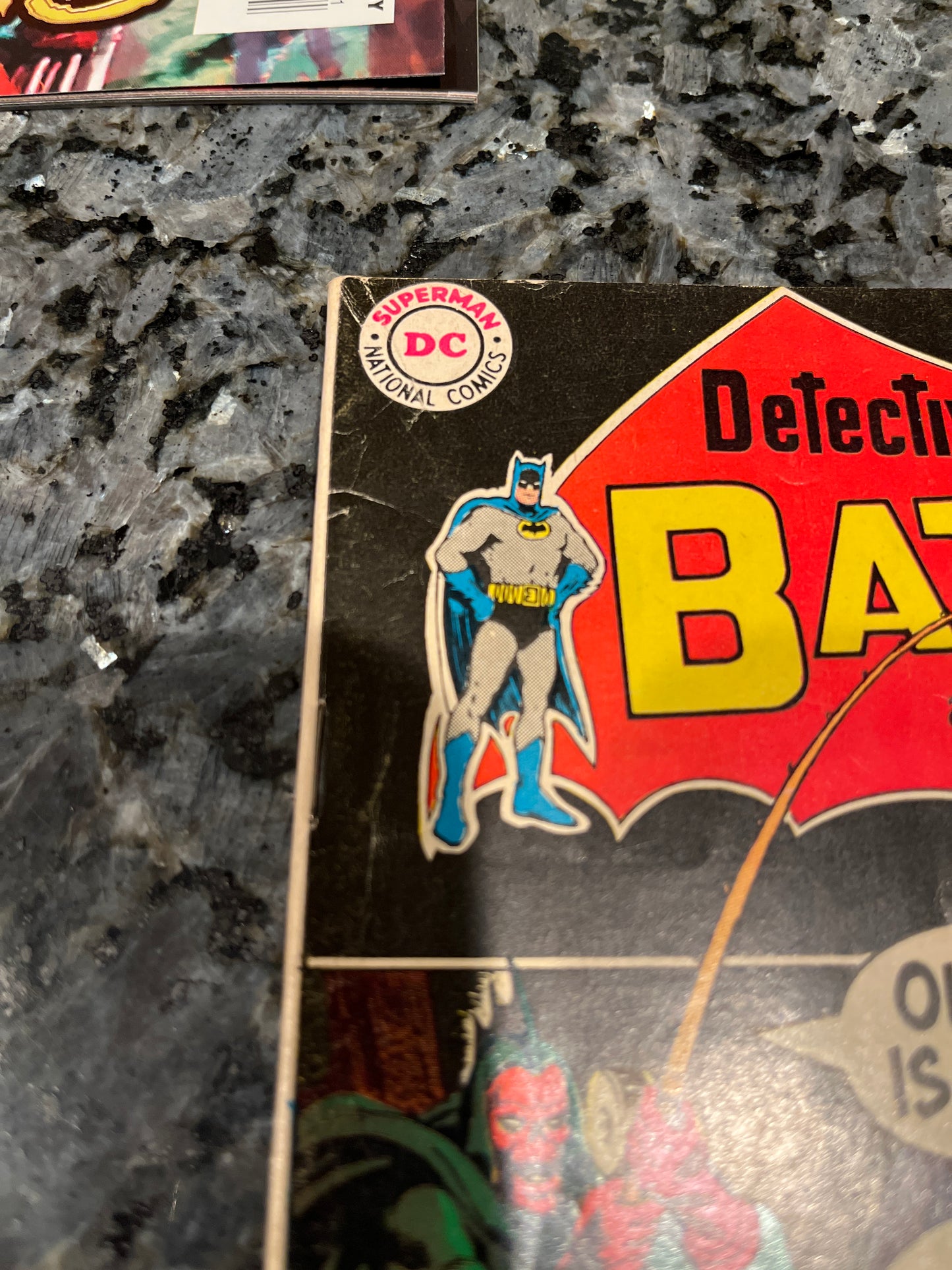 DETECTIVE COMICS #390 GREST COVER AWESOME BATMAN COMIC