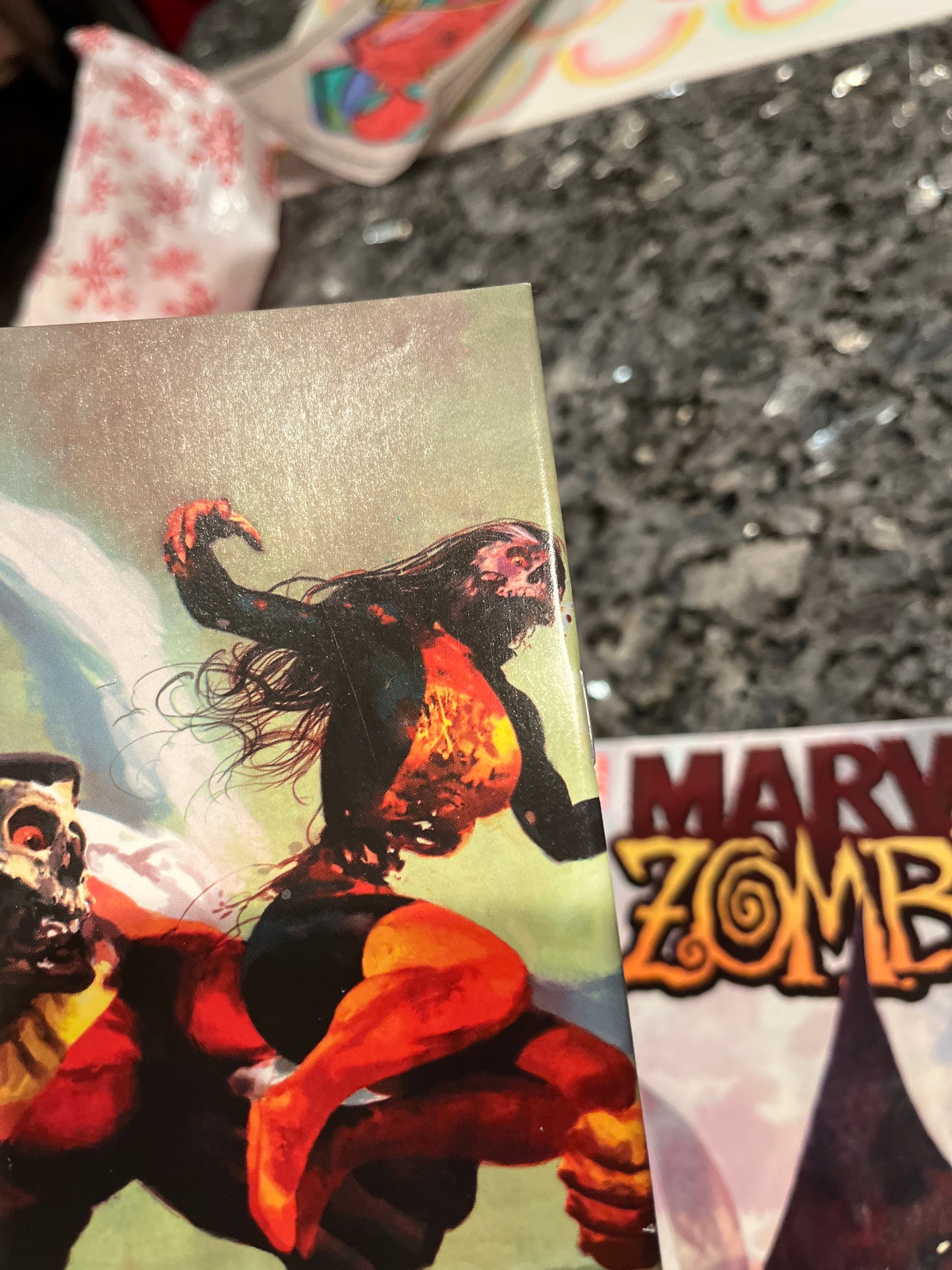 COMPLETE SET MARVEL ZOMBIES 1-5 plus DEAD DAYS ONE SHOT #2&3 wrinkled