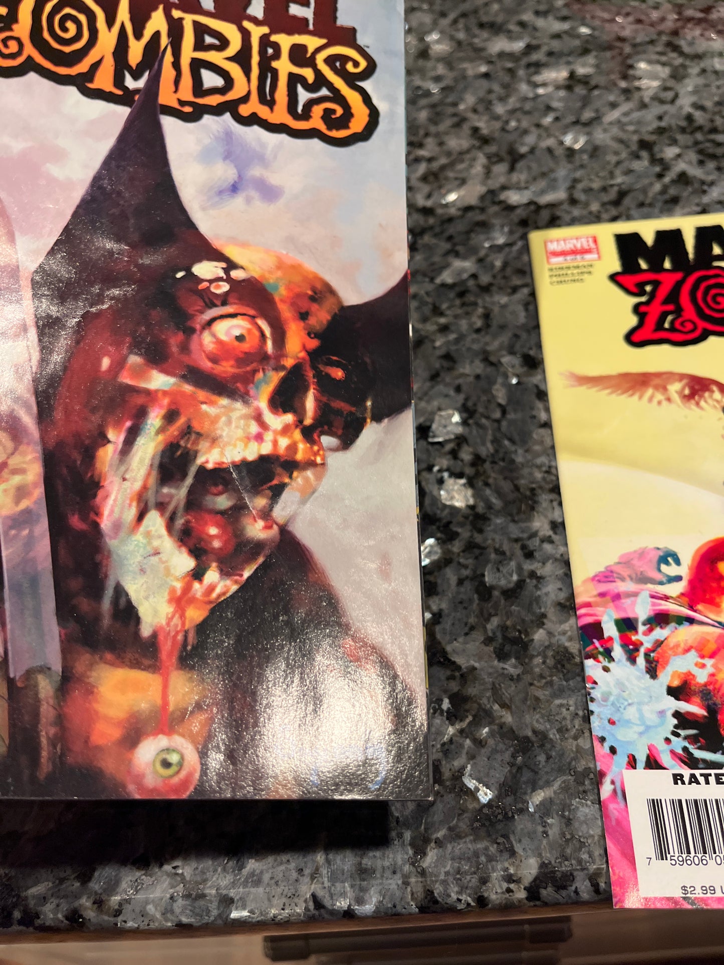 COMPLETE SET MARVEL ZOMBIES 1-5 plus DEAD DAYS ONE SHOT #2&3 wrinkled