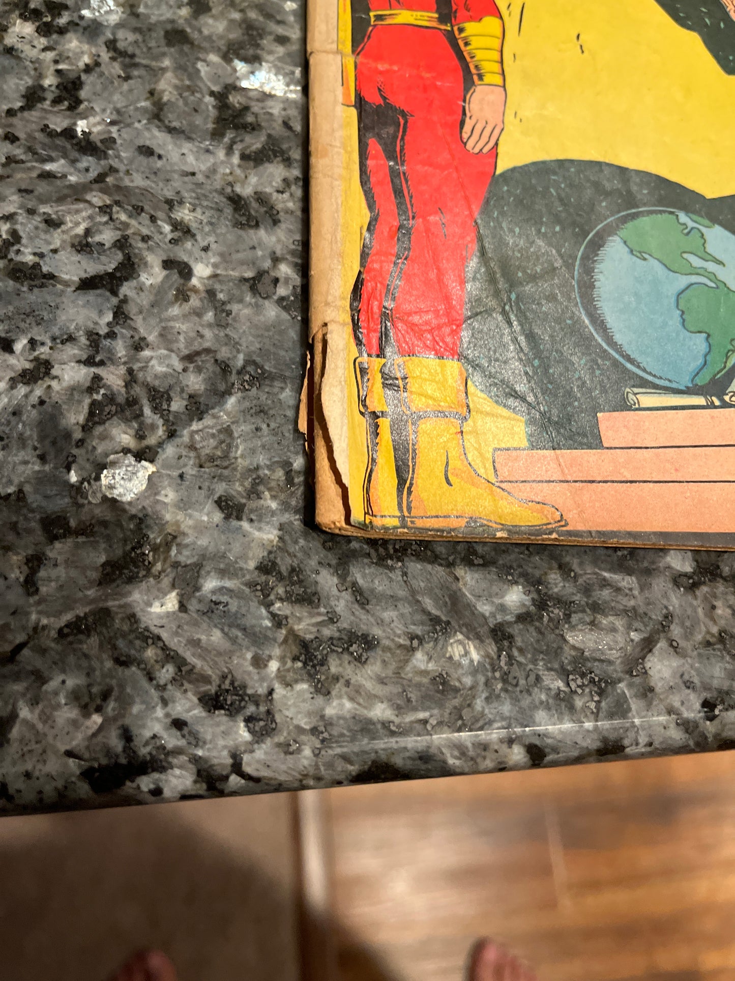 CAPTAIN MARVEL ADVENTURES #80 ORIGIN RETOLD MISSING 3 CENTER WRAPS MAIN STORY COMPLETE