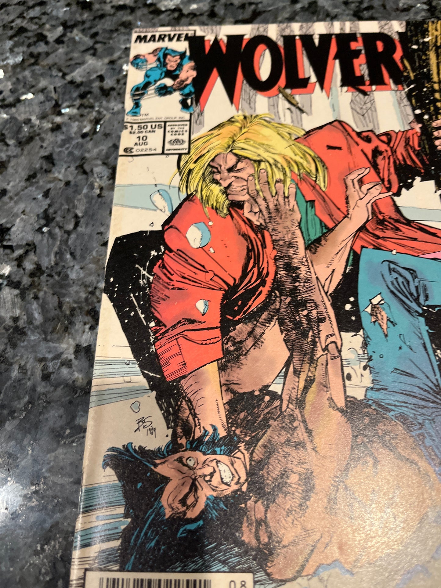 KEY WOLVERINE #10 NEWSSTAND VARIANT NICE SHAPE