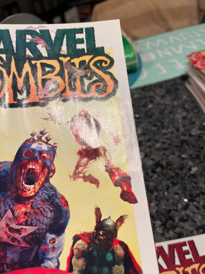 COMPLETE SET MARVEL ZOMBIES 1-5 plus DEAD DAYS ONE SHOT #2&3 wrinkled