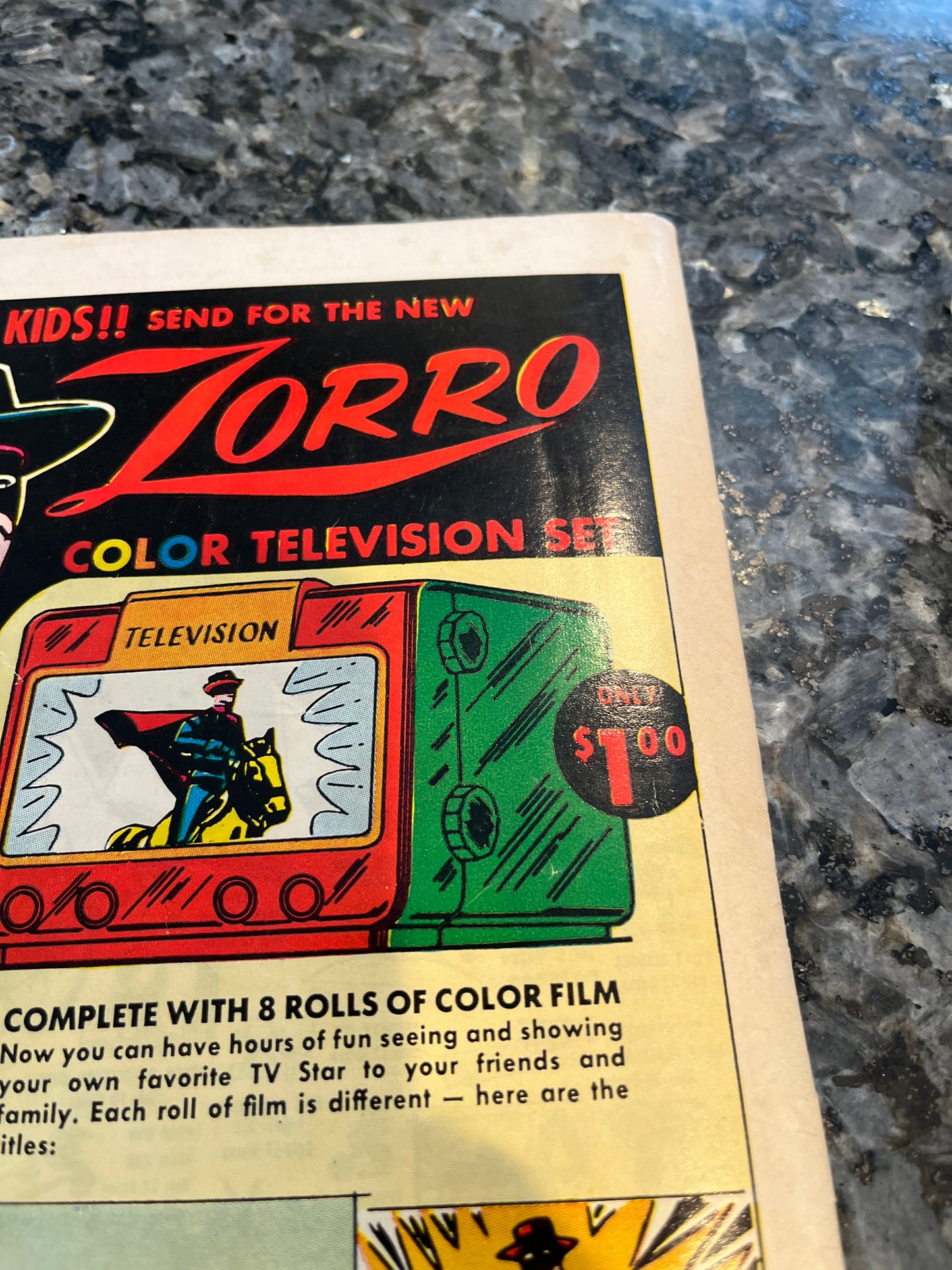 RARE SHOWCASE #16 BEAUTIFUL COLOR DETACHED LOWER STAPLE