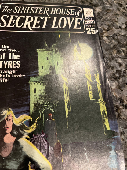 THE SINISTER HOUSE OF SECRET LOVE #1 NICE SHAPE RARE ISSUE