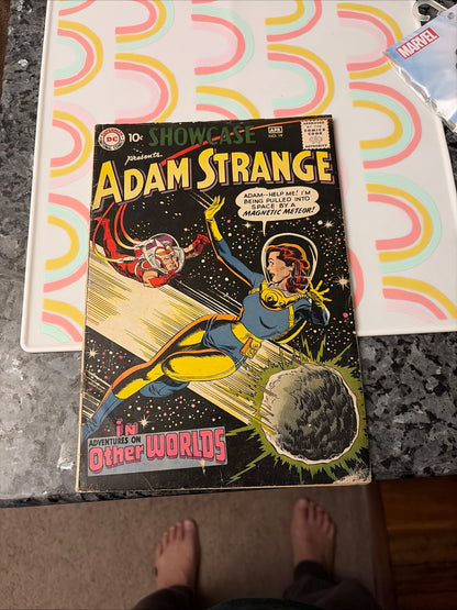 SHOWCASE #19 3RD ADAM STRANGE RARE NICE SHAPE 🔥🔥